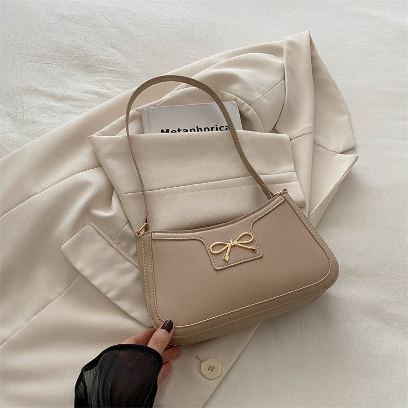 Portable Shoulder Western Style Baguette Bag